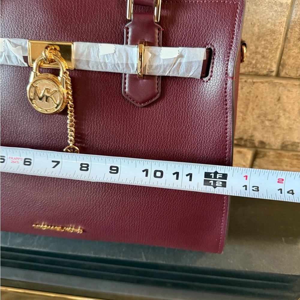 NWT Michael Kors Hamilton Burgundy (Oxblood) Leather Bag - Picture 4 of 8